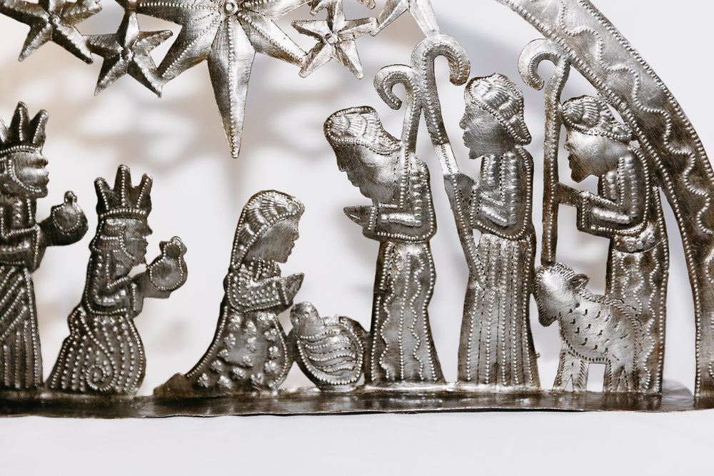 Arched Standing Nativity