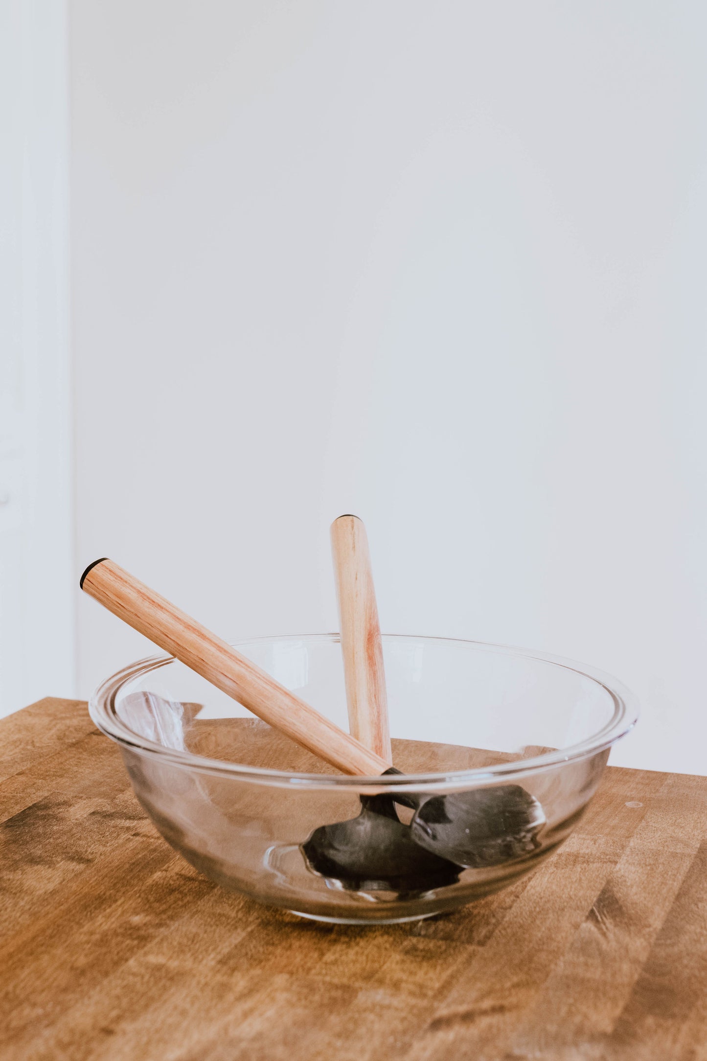 Oval Horn and Wood Salad Server